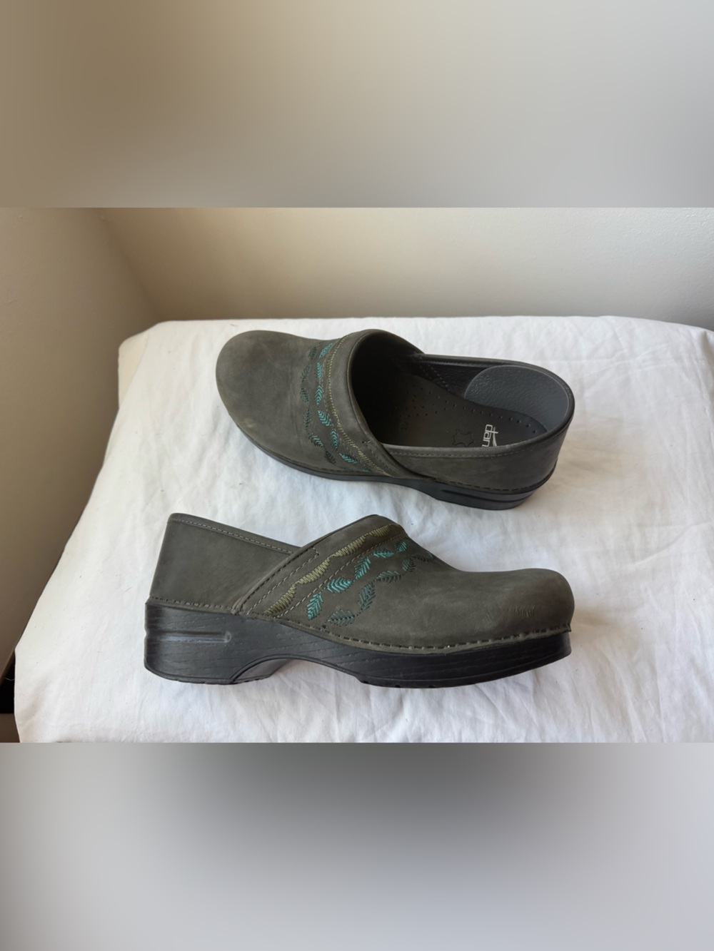 Dansko Gray Embroidered Clogs | EU 41 USA 10.5-11